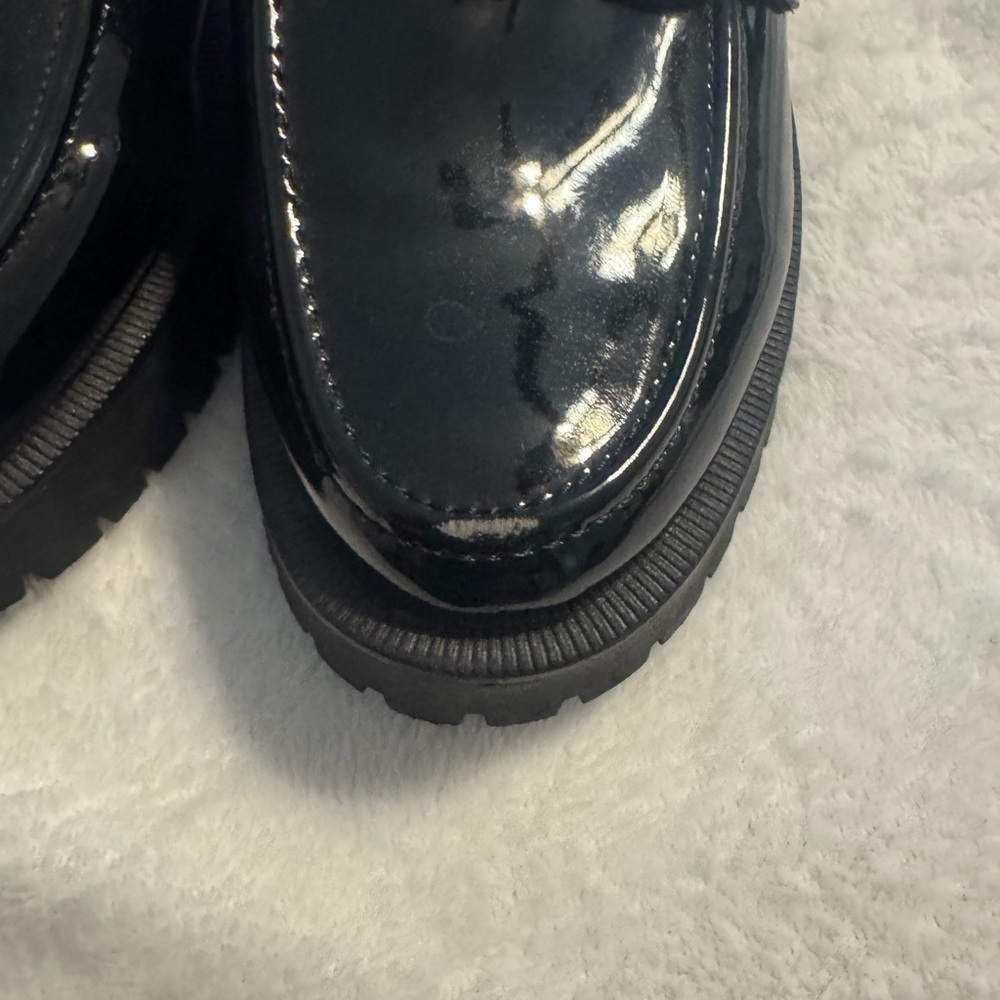 Sam & Libby Black Loafers with Gold Chain Detail - Picture 2 of 6